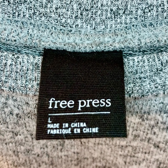Free Press Sweatshirt Large “No Sleep Club” Script Oversized Rayon Poly Spandex - Picture 9 of 15